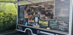 au Camion à croquer food truck burger rennes cesson chantepie saint-médard sur ille